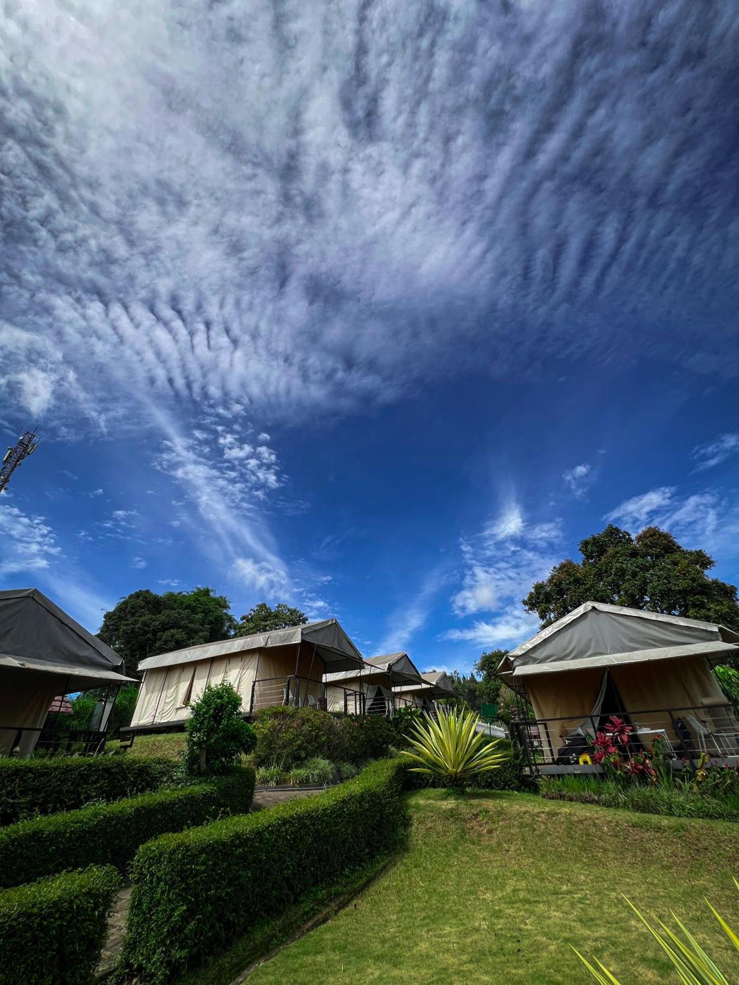 Trizara Resorts - Glam Camping Lembang Exterior foto